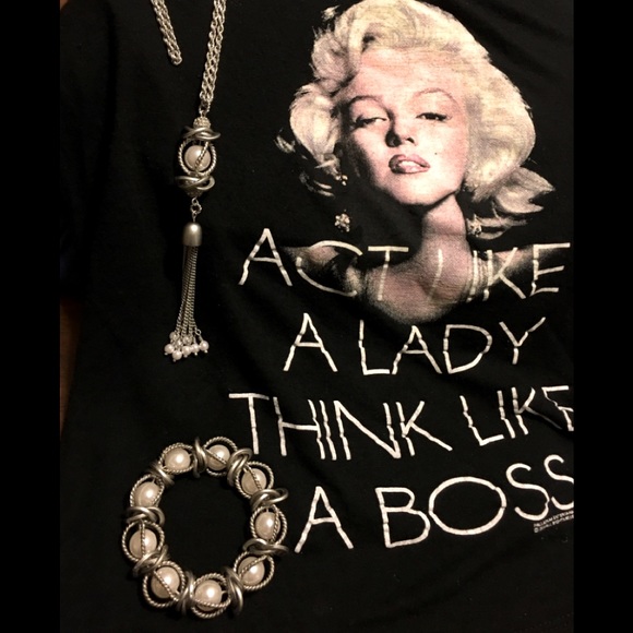 Jewelry Set - Picture 2 of 9